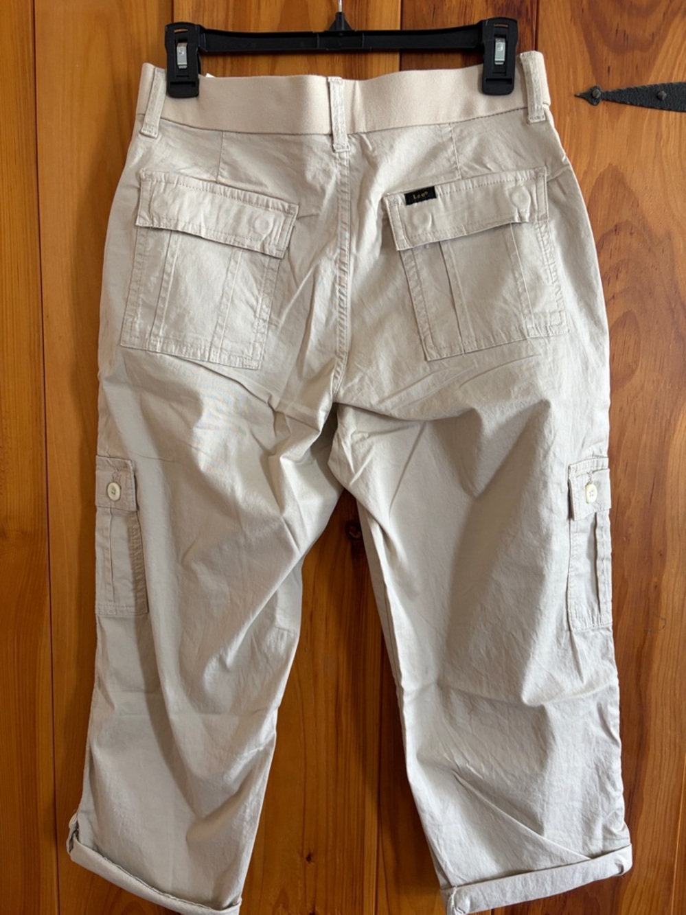 Lee Cargo Capris - Picture 3 of 3